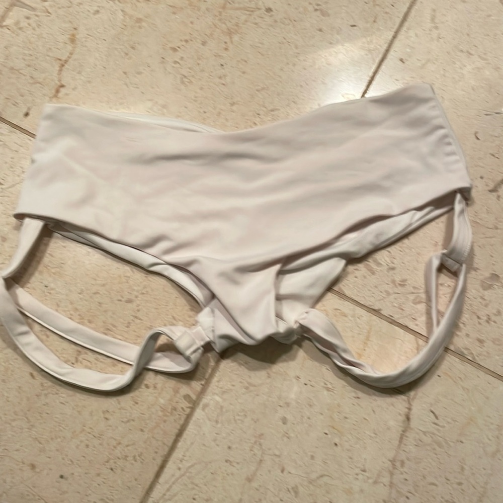 Pole shorts